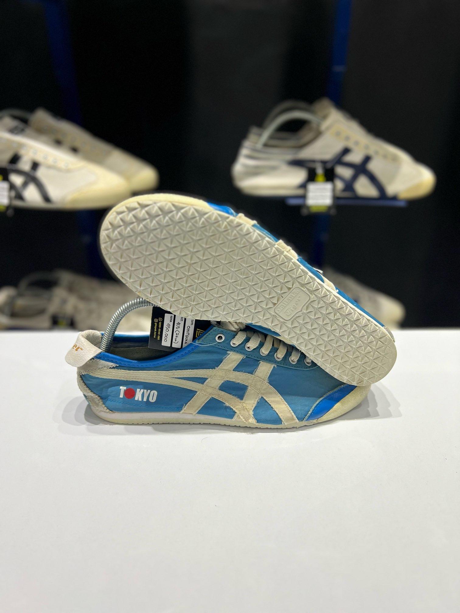 Onitsuka 