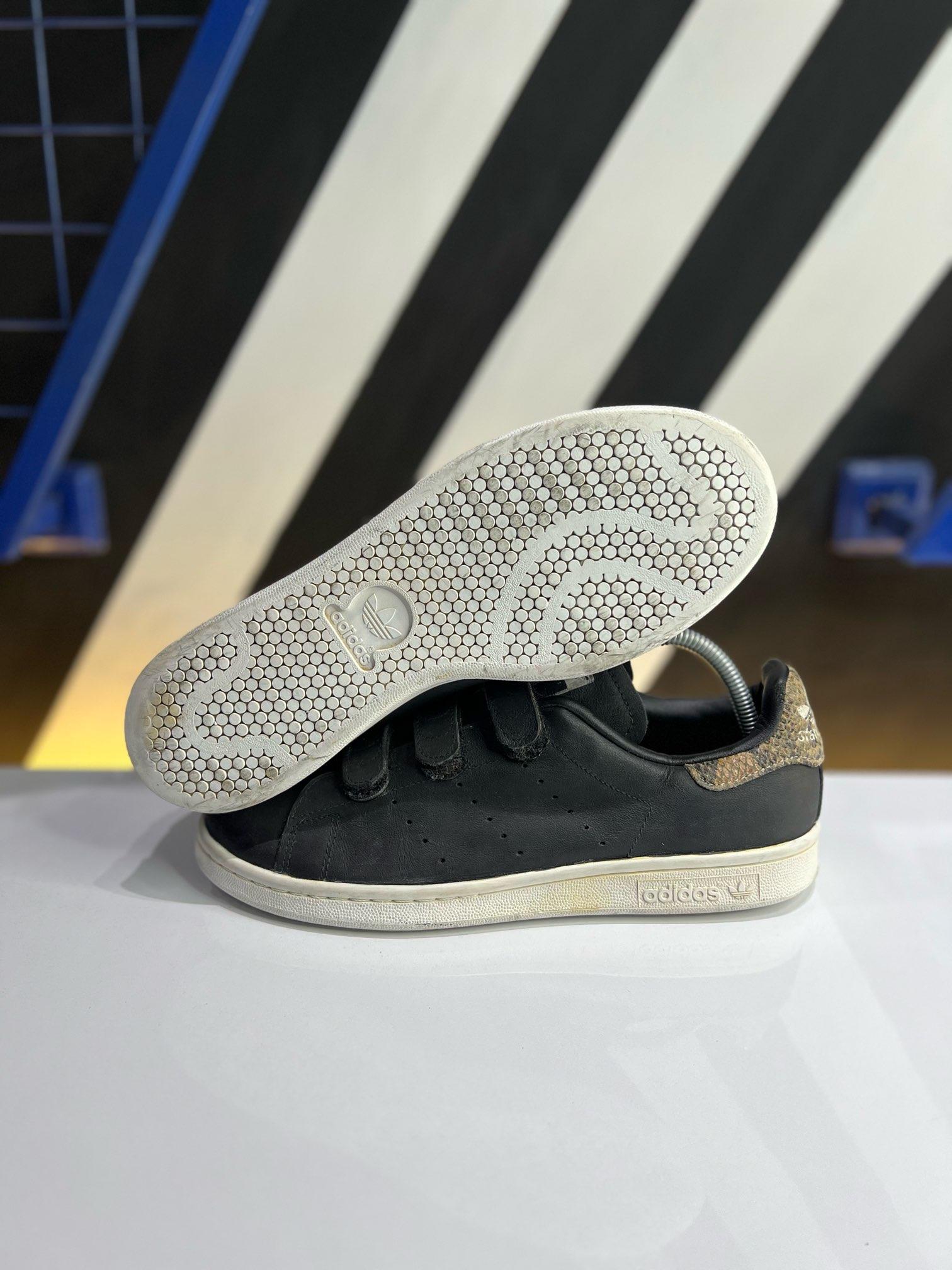 Stan smith