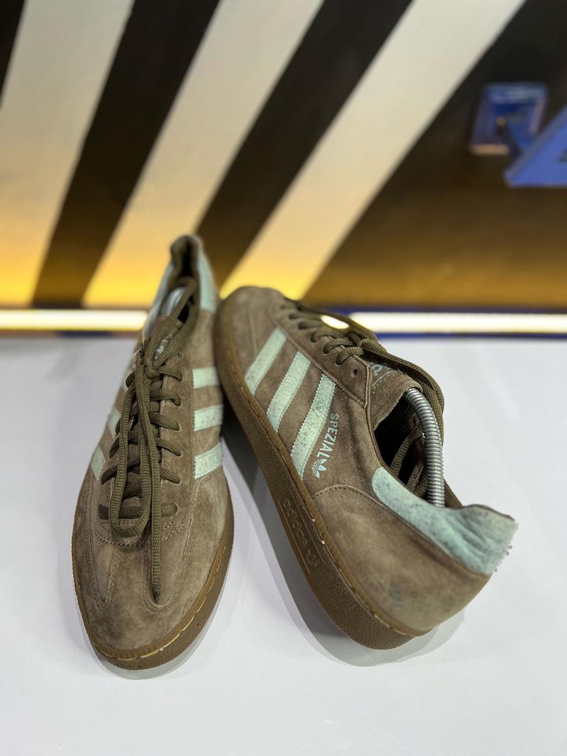 Spezial
