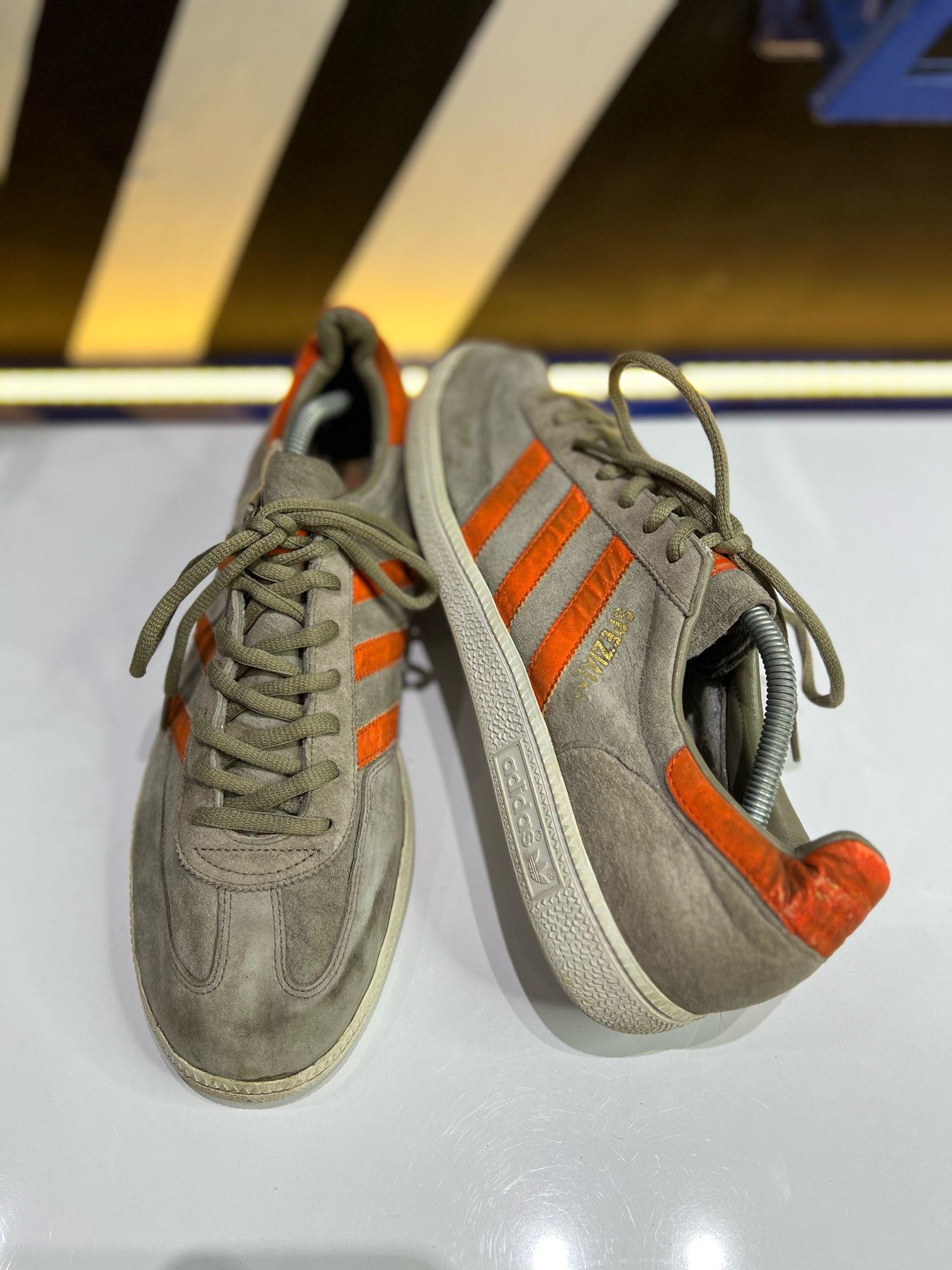 Spezial