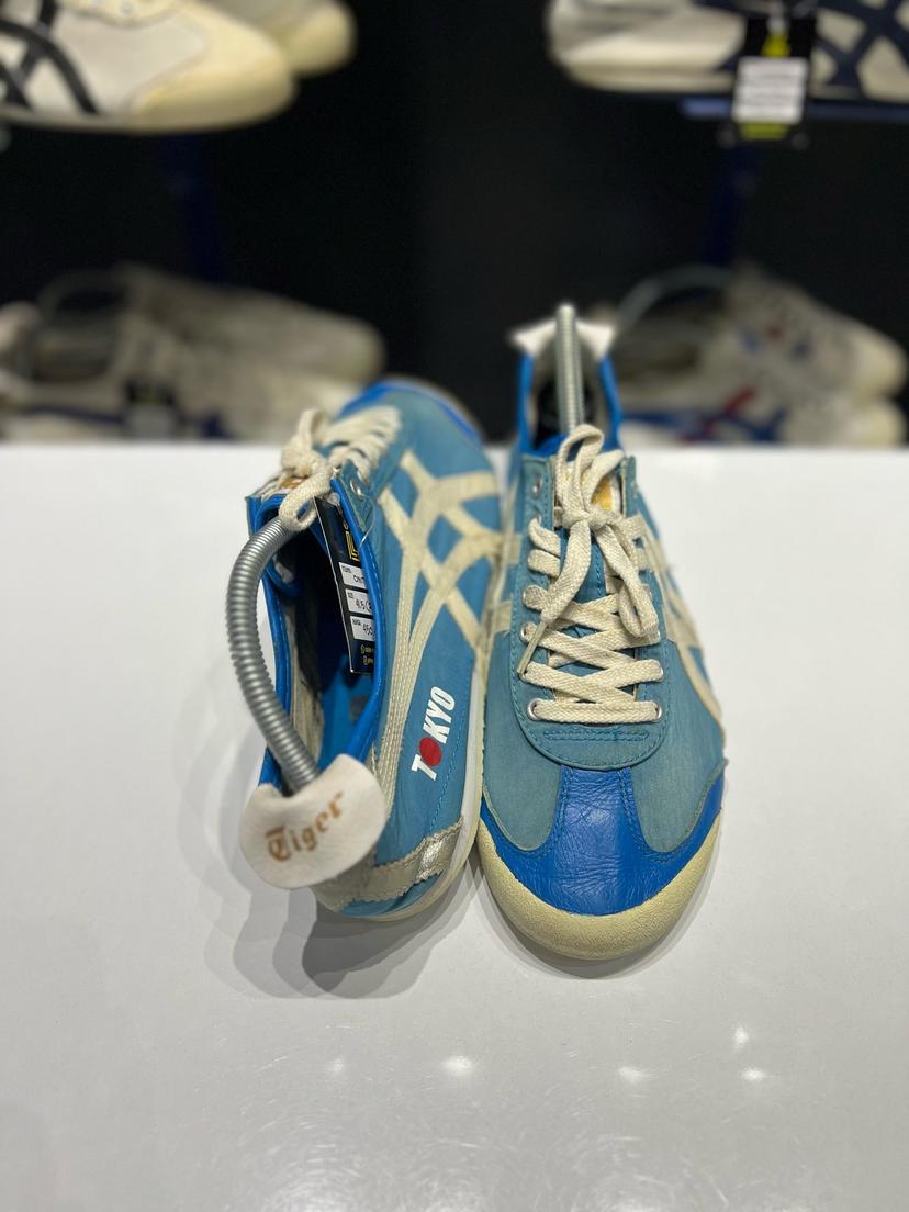 Onitsuka 