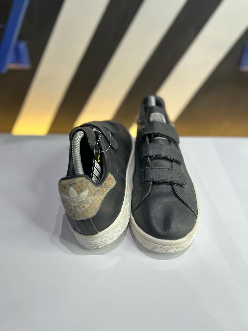 Stan smith