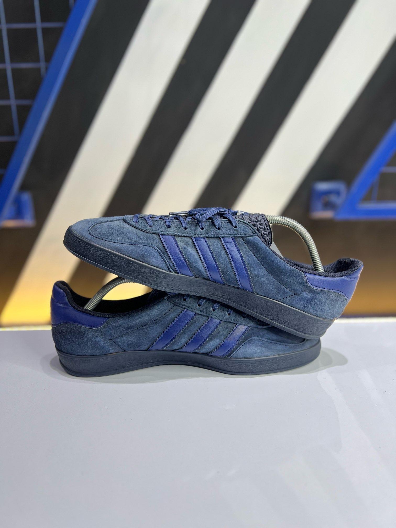 Gazelle Indoor