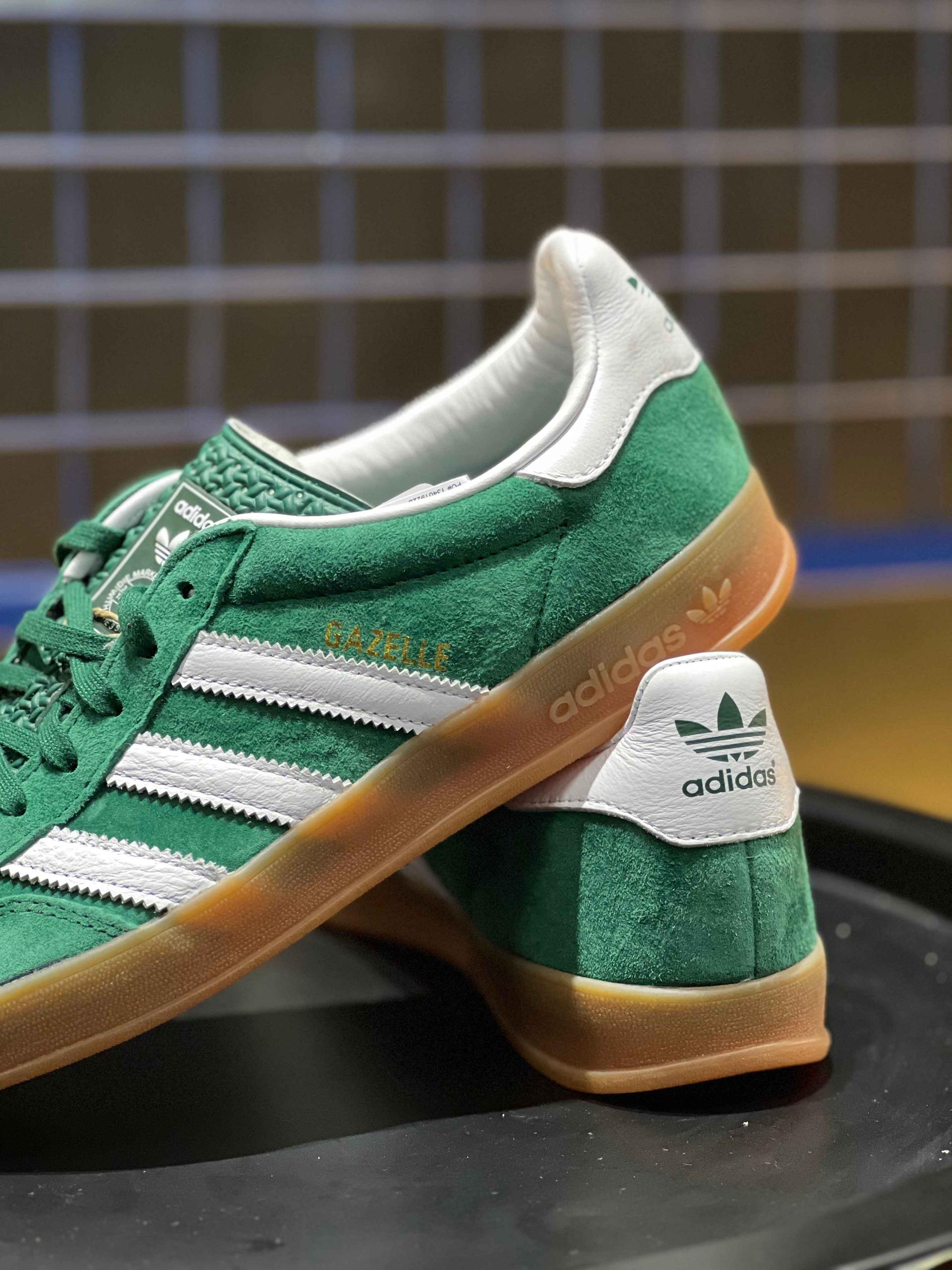 Gazelle indoor Green Cloud White Gum